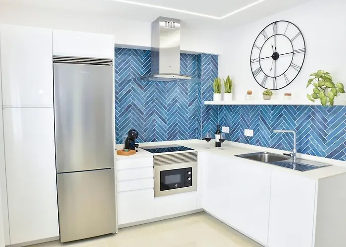 Ballesteros Place Sunset A * Puerto de la Cruz (Tenerife)