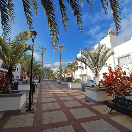 Apartmán Ballesteros Place Sunset A *