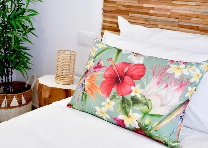 Ballesteros Place Sunset A شقة